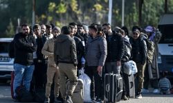 تركيا تفتح 7 معابر لعودة  السوريين إلى بلادهم